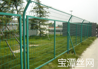 铁路隔离栅专业生产厂家